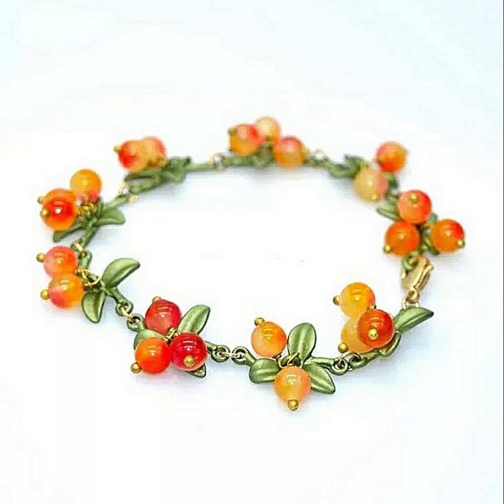 Autumn Berry Clementine Bracelet